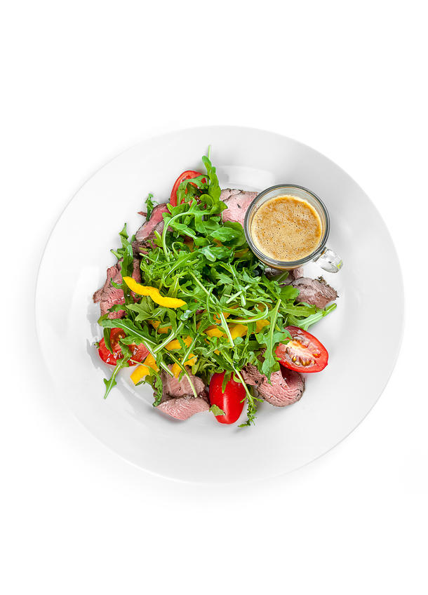 Салат с ростбифом