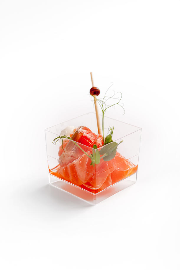 Рулетики с семгой