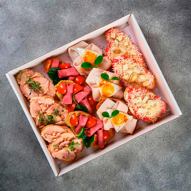 Модена Коллекция мясных брускетт M (12 шт) Модена Коллекция мясных брускетт M (12 шт)