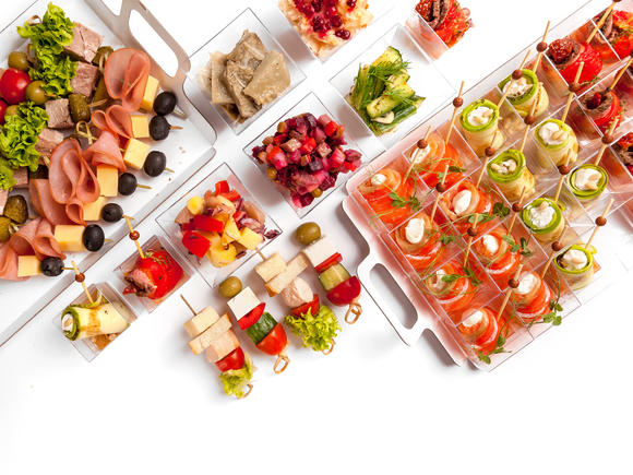 Фуршетный сет премиум с горячими закусками на 10 персон в Иркутске