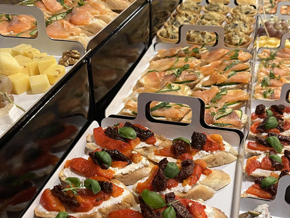 Кофе-брейк на 40 персон в Иркутске