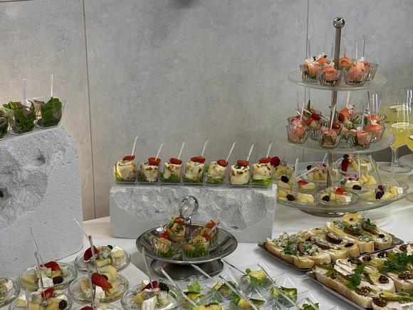Закуски и канапе на 26-30 персон в Иркутске
