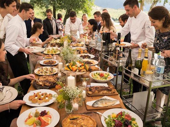 Недорогой фуршетный сет на 10 персон в Иркутске