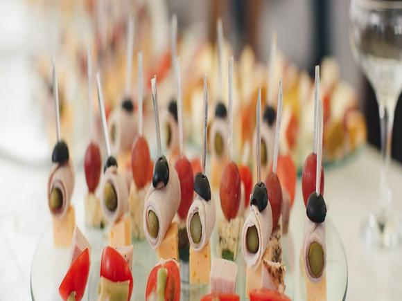 Роскошный канапе-сет на 20-25 персон в Иркутске